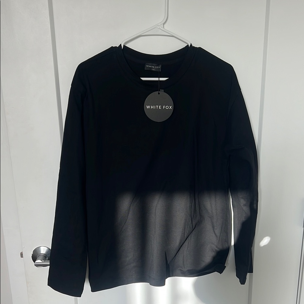White Fox Boutique Black Long Sleeve Tee